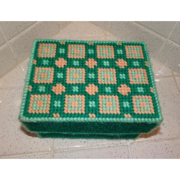 Handmade Aqua & Peach Plastic Canvas Needlepoint Trinket Box cross stitch craft - Picture 7 of 11